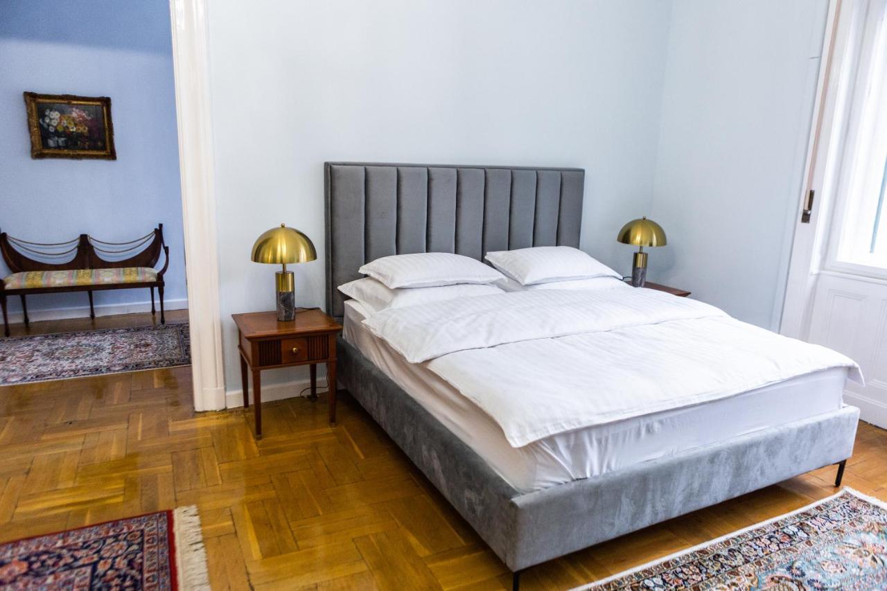 Luxury Downtown 3 Bedroom Apartment By Synagoge With Beautiful View Budapest Luaran gambar