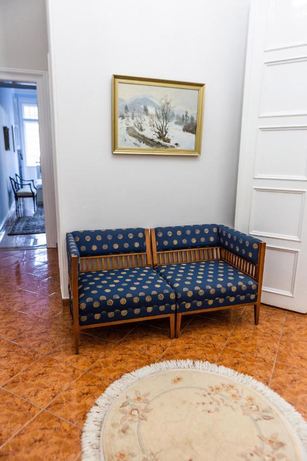 Luxury Downtown 3 Bedroom Apartment By Synagoge With Beautiful View Budapest Luaran gambar