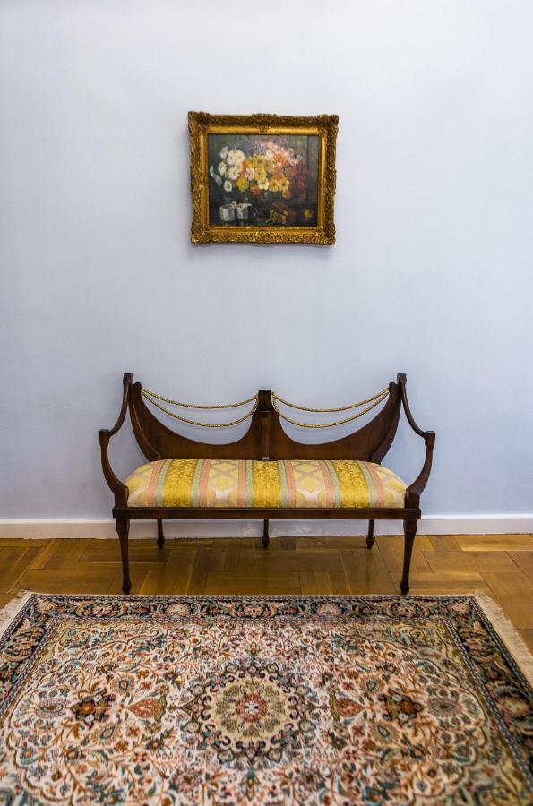 Luxury Downtown 3 Bedroom Apartment By Synagoge With Beautiful View Budapest Luaran gambar