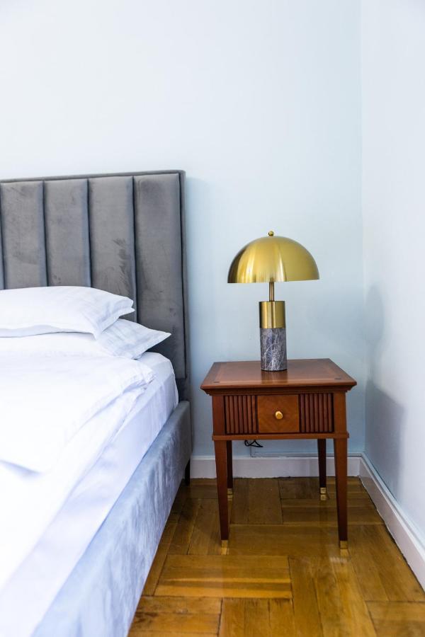 Luxury Downtown 3 Bedroom Apartment By Synagoge With Beautiful View Budapest Luaran gambar